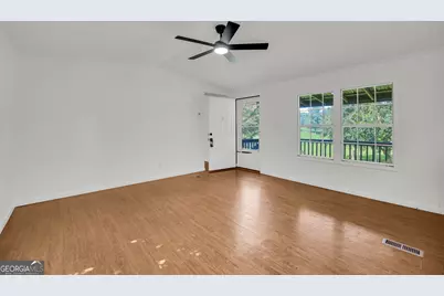 5724 Highway 82 Spur, Commerce, GA 30529 - Photo 13