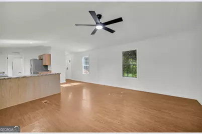 5724 Highway 82 Spur, Commerce, GA 30529 - Photo 11