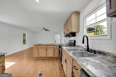 5724 Highway 82 Spur, Commerce, GA 30529 - Photo 21