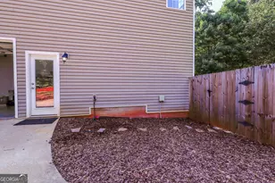 100 Chapman Oak Dr, Newnan, GA 30265 - Photo 9