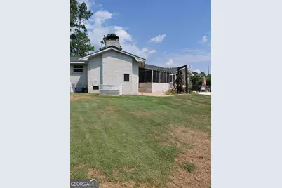 460 S College Street, Metter, GA 30439 - Photo 15