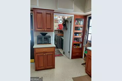 460 S College Street, Metter, GA 30439 - Photo 5