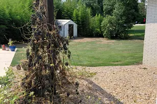 460 S College St, Metter, GA 30439 - Photo 23