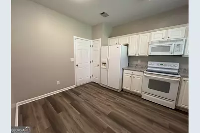226 Regent Square, Woodstock, GA 30188 - Photo 5