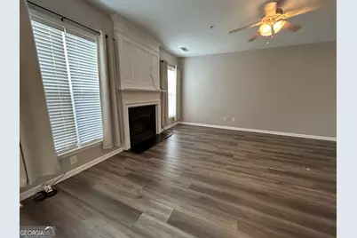 226 Regent Square, Woodstock, GA 30188 - Photo 3