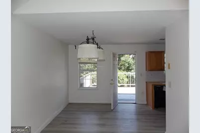 2338 Rambling Way, Lithonia, GA 30058 - Photo 5