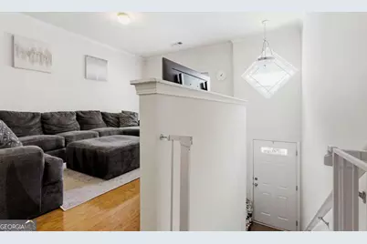 1524 Liberty Parkway NW, Atlanta, GA 30318 - Photo 3