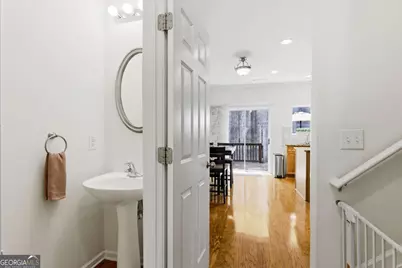 1524 Liberty Parkway NW, Atlanta, GA 30318 - Photo 9