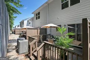 1524 Liberty Pkwy NW, Atlanta, GA 30318 - Photo 23