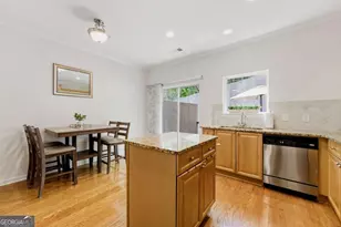 1524 Liberty Pkwy NW, Atlanta, GA 30318 - Photo 7