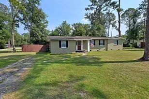 601 Azalea Cir, Valdosta, GA 31602 - Photo 3
