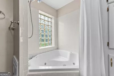 200 Autumn Trace Court, Macon, GA 31210 - Photo 17