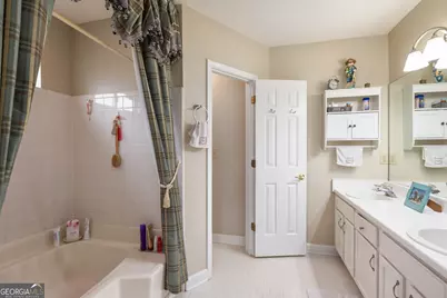 195 Woodgate Drive, Fayetteville, GA 30214 - Photo 17