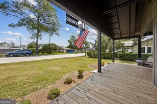 283 1st St, Folkston, GA 31537 - Photo 7