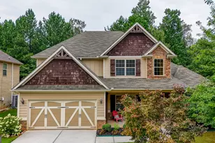 6 Marvin Gdns, Sharpsburg, GA 30277 - Photo 1