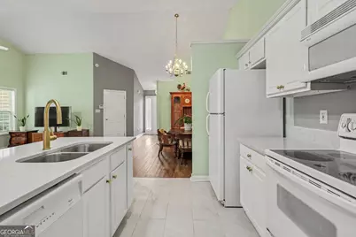 145 Courtyard Lane, Newnan, GA 30265 - Photo 13