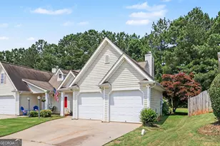 145 Courtyard Ln, Newnan, GA 30265 - Photo 3
