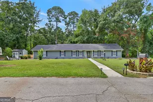 901 Queens Ct, Hinesville, GA 31313 - Photo 3