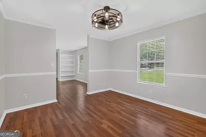 901 Queens Court, Hinesville, GA 31313 - Photo 9