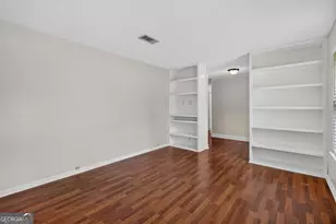 901 Queens Ct, Hinesville, GA 31313 - Photo 7