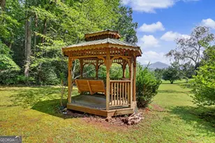 2360 Robinhood Trail, Hiawassee, GA 30546 - Photo 3