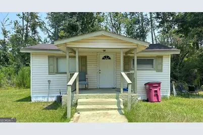 35 Jerome, Baxley, GA 31513 - Photo 1