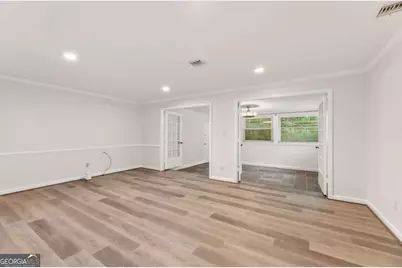 167 Maribeau Square #167, Atlanta, GA 30327 - Photo 5
