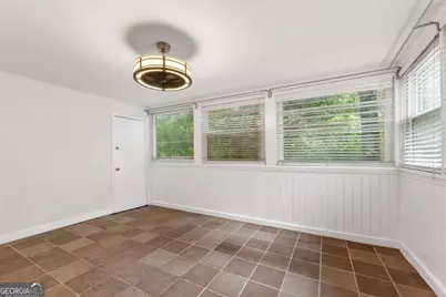 167 Maribeau Square #167, Atlanta, GA 30327 - Photo 7