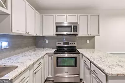 167 Maribeau Square #167, Atlanta, GA 30327 - Photo 13