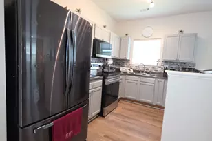 4691 Highpoint Ln, Atlanta, GA 30349 - Photo 9