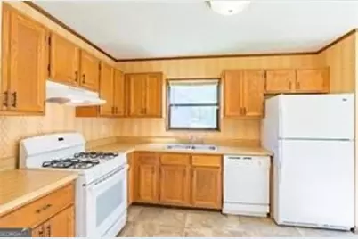 1031 Forest Park Lane, Suwanee, GA 30024 - Photo 5