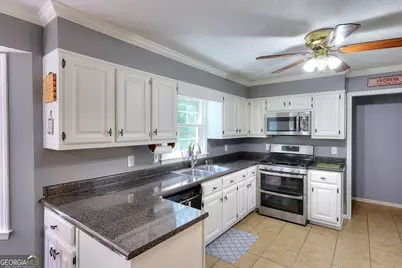 1961 Shoreline Trace, Grayson, GA 30017 - Photo 7