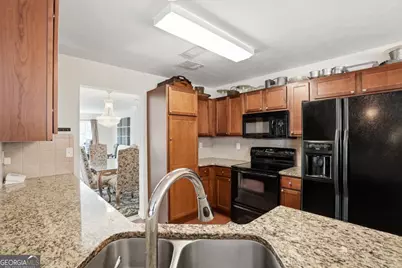 1214 Little Hampton Drive, Lawrenceville, GA 30045 - Photo 9