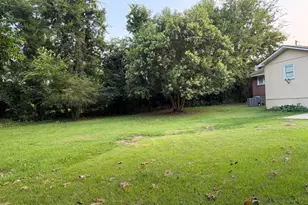 5058 Bloomfield Rd, Macon, GA 31206 - Photo 3