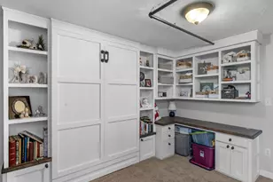 102 N Hill St, Griffin, GA 30223 - Photo 15