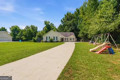 245 Cottonwood Court, Jackson, GA 30233 - Photo 7
