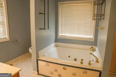 6960 N Glen Drive, Cumming, GA 30028 - Photo 17
