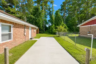 304 Floyd St, Hinesville, GA 31313 - Photo 19