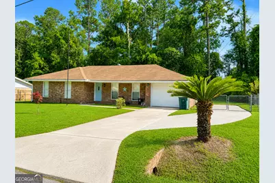 304 Floyd Street, Hinesville, GA 31313 - Photo 1