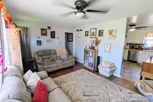 610 Spencer St, Barnesville, GA 30204 - Photo 5
