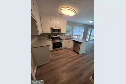 1360 Waterford Lane, Monroe, GA 30656 - Photo 5