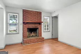 5256 Eubanks Dr, Morrow, GA 30260 - Photo 7