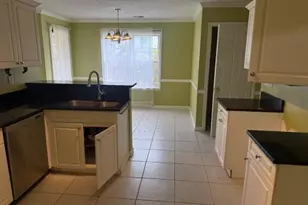 3450 Weeping Willow Ln, Loganville, GA 30052 - Photo 5