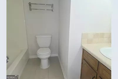 893 NE Park Place, Conyers, GA 30012 - Photo 9