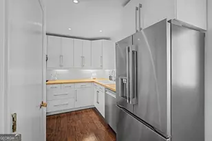 1323 S Ponce De Leon Ave NE, Atlanta, GA 30306 - Photo 9