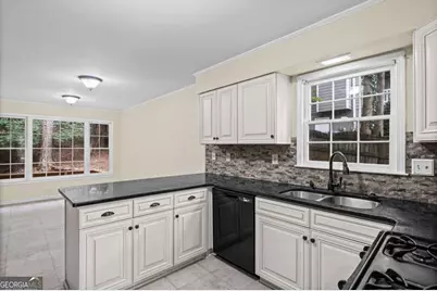 3385 New Heritage Drive, Johns Creek, GA 30022 - Photo 17