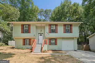 593 Country Ln Dr, Jonesboro, GA 30238 - Photo 1
