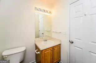 805 Lewis Ridge Cir, Lawrenceville, GA 30045 - Photo 13