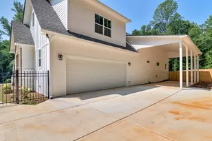 1019 Oak Ridge Dr, Griffin, GA 30223 - Photo 3