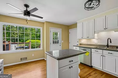 3939 Tall Pine Drive, Marietta, GA 30062 - Photo 19